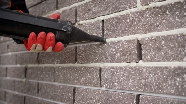 Masonry Tuckpointing in Costa Mesa
