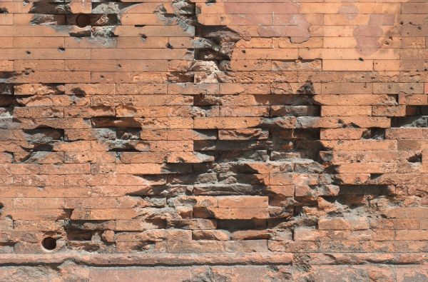 Damaged Brick Repair in Costa Mesa